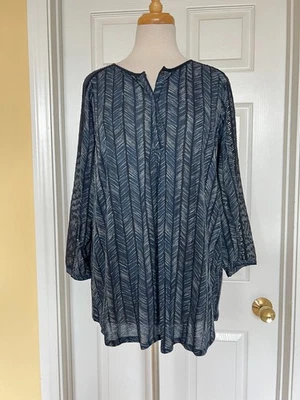 LUCKY BRAND 蓝色上衣,尺寸 L — 第 1/4 张图片