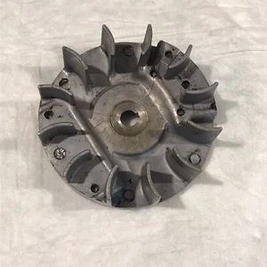 Vintage used McCulloch 10-10 Chainsaw Left Hand Starter Flywheel - Picture 1 of 2