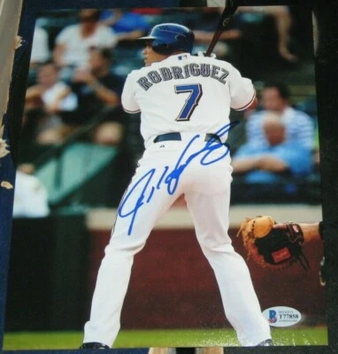 IVAN PUDGE RODRIGUEZ TEXAS RANGERS SIGNED AUTOGRAPHED 8X10 PHOTO BAS #T77858 - Image 1 of 2