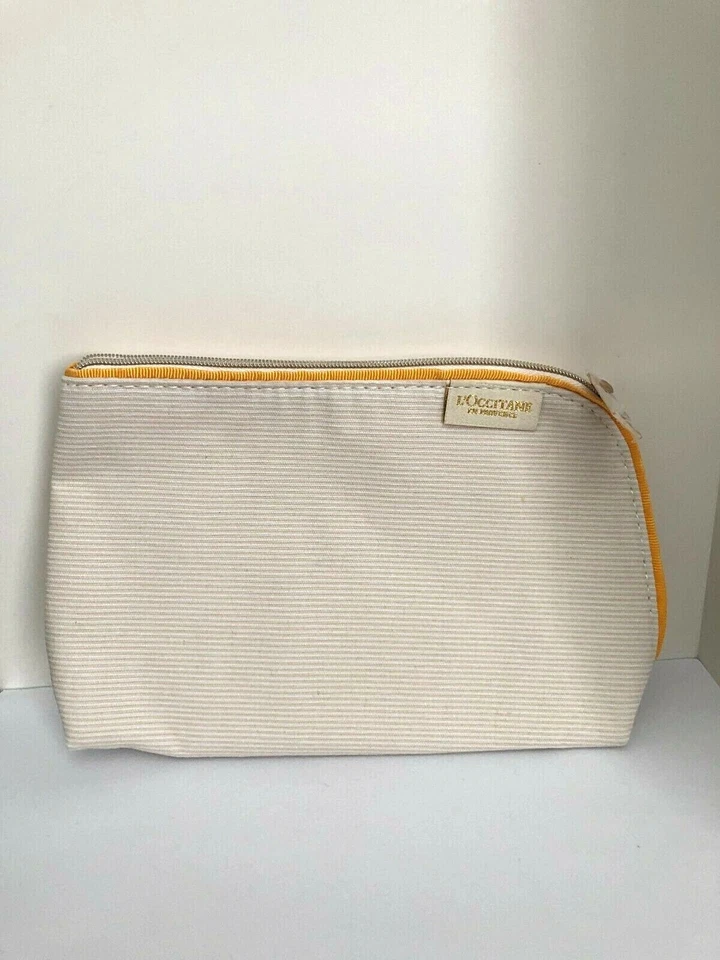 Bolsa de Cosméticos/Maquillaje L'occitane Blanca - Nueva Foto 1 de 1