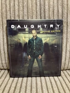 Daughtry (Deluxe Edition) von Daughtry (CD, 2008, CD & DVD) komplett getestet - Bild 1 von 2