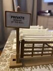 Britains 8X White Fences & Gate With Bull Sign For Animal Pen Enclosure