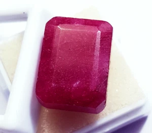 Enhanced Natural Red Beryl 26.65 Ct Loose Gemstone Emerald Shape Certified - Picture 1 of 6