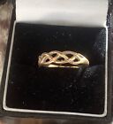 9ct gold claddag interwoven fine knot ring, vintage 9k 375 heavy 1.7grams