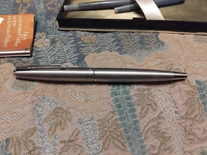 PENNA STILOGRAFICA PARKER , MARCATA ASTEN COLORE ARGENTO - Foto 1 di 3