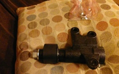 Conjunto de soporte de brazo de rueda loca de dirección delantero AUTOPART INTL 2600-65347 Foto 1 de 3