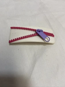 Vintage 80's Barrette Hair Clip Zipper  Plastic 3.5” White & Pink - Picture 1 of 3