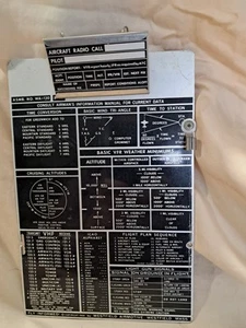 Vintage Pilot Kit Metall Flugzeug Funk Anruf Klemmbrett, tolle Form, viele Details MLK - Bild 1 von 5