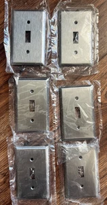 Lote de 6 placas de cubierta de interruptor de 1 banda con acabado de acero inoxidable cepillado Mulberry 97071 - Imagen 1 de 2