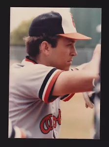 1985 Cal Ripken Jr ORIOLES UNSIGNED 3-1/2 x 5 ORIGINAL SNAPSHOT PHOTO #65 - Picture 1 of 1