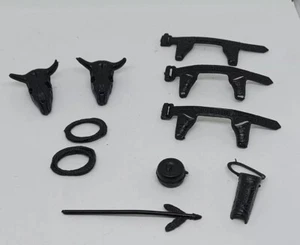 Lote de accesorios Western Cinturones Fundas Vaca Calaveras, Cuerda, Lanza - Imagen 1 de 7