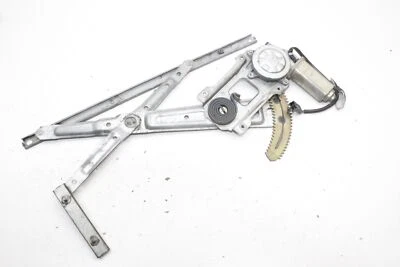 Regulador ventana puerta delantera derecha Nissan 300 ZX Z32 con motor 8073030P00 1989 RHD Foto 1 de 4