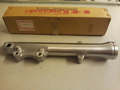 Kawasaki Z 250 KZ305 Z 305 CSR A B 81-82 Lower Fork Tube L.H. 44005-1053 NOS - Image 1 of 2