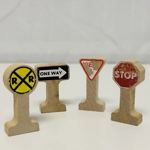 Thomas & Friends Wooden Railway - SET OF 4 SIGNS STOP, RR, YIELD, ONE WAY 1992 - Picture 1 of 2