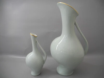 Rosenthal 2 Vasen Schwangere Luise lindgrün Heidenreich Kunstabteilung Selb 28 - Bild 1 von 4