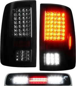 (Confezione da 3) Gruppo Fanale Posteriore + 3° Fanale Freno per Dodge Ram 1500 2009-2018... - Foto 1 di 11