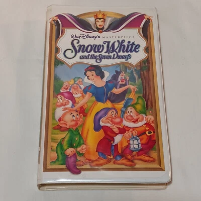 Snow White and the Seven Dwarfs (VHS, 1994) Clamshell Walt Disney Masterpiece - Image 1 of 4