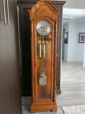 Howard Miller Grandfather Clock - limited edition - Millenium edition 610-871 - Image 1 of 4