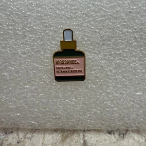 Pre-Owned Biossance Decorative collectible push pin - Picture 1 of 4