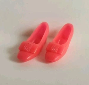 VINTAGE Francie Shoes NEON HOT Pink Bow Squishy Twiggy Barbie JAPAN - Picture 1 of 4