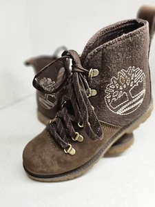 Timberland Logo Embroidered Brown Winter Boot Womens A27FC A4040 Size 6.5 New - Picture 1 of 4