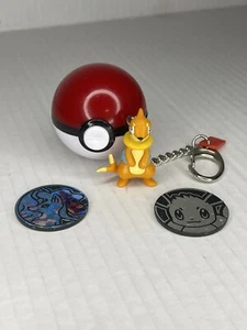 Pokemon Vintage Floatzel Pokeball Keychain 2004 Basic Fun - Picture 1 of 6
