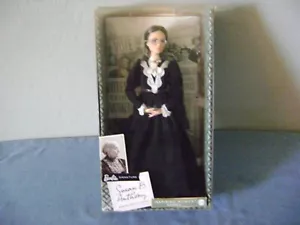 Mattel Barbie Inspiring Women Series Susan B. Anthony bambola diritti della donna NUOVO - Foto 1 di 8
