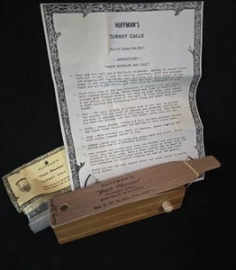 1993 Signed HUFFMAN'S " Peach Mountain" Turkey Box Call With Built In Silencer - Picture 1 of 19