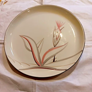 WINFIELD Porcelain Dinner Plate 10" Crafted DRAGON FLOWER Produced 1946 /1963 - Picture 1 of 6