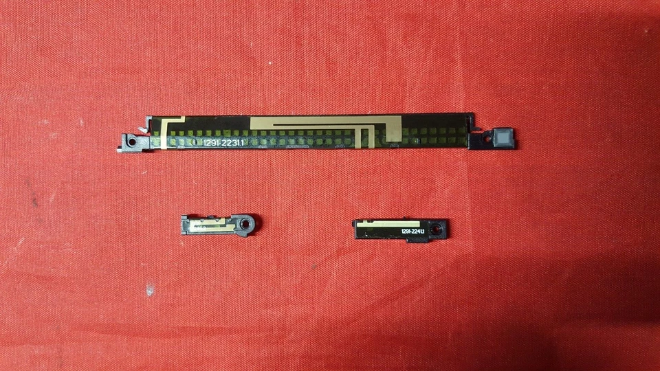 GENUINE SONY XPERIA Z4 TABLET PLASTIC ANTENNA FRAME - Image 1 of 1