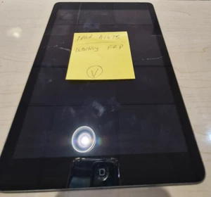 Apple iPad Air A1475 4G+WiFi Black/Space Grey spare and repair only. - Picture 1 of 2