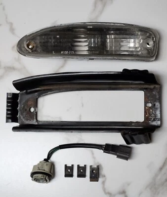 1991 - 1994 年日产 240sx Chuki 左前保险杠转向信号支架框架灯 — 第 1/4 张图片