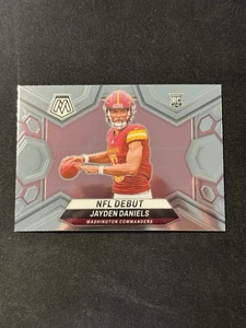 2024 Panini Mosaic 272 Jayden Daniels NFL Debut (RC) - Picture 1 of 2