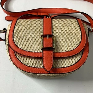 Izzy & Ali Woven Straw Crossbody Purse Boho Tropical Summer Vibrant Orange - Picture 1 of 9