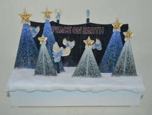 Hawthrone Village Peace On Earth Lighted Christmas Tree Display 2017 Graceland - Picture 1 of 6