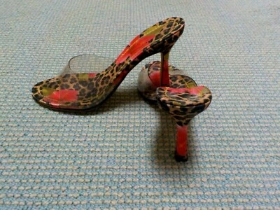 SANDÁLIAS MULA SALTO ALTO LEOPARD BEVERLY FELDMAN TAMANHO 7 - Imagem 1 de 4
