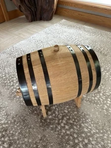 Used Oak Whiskey barrel 5gal Very Nice - Picture 1 of 4