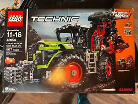 LEGO TECHNIC: CLAAS XERION 5000 TRAC VC (42054)