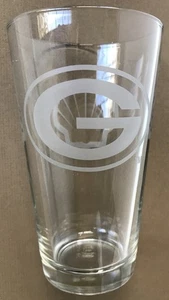 Vtg Green Bay Packers Football Shell Gas Etched Logo Pint Beer Glass 6" H WOW! - Picture 1 of 8