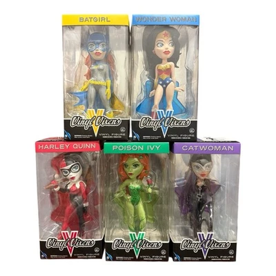DC Vinyl Vixens Harley Quinn Catwoman Poison Ivy Batgirl Wonder Woman Set NUEVO Foto 1 de 4