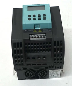 SIEMENS 6SL3211-0AB21-5UB1 SINAMICS G110 1.5KW/2HP 200-240VAC 1Ø (1E4) - Bild 1 von 10