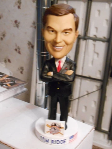 TOM RIDGE ERIE SEAWOLVES BOBBLEHEAD SGA VERY RARE HOMELAND SECURITY PA GOV Cover