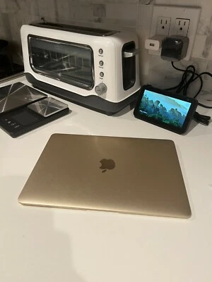 Macbook 12 Retina 2015 Gold 512 GB - Image 1 of 2