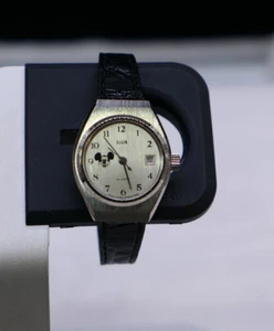 Vintage Bradley Elgin Quartz In Mint Condition Mickey Mouse Watch - Picture 1 of 14