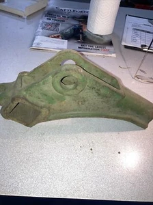 Vintage John Deere Part C 368 a bracket - Picture 1 of 12