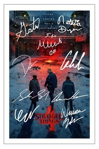 STRANGER THINGS Cast Multi Signed Autograph 6X4 Photo Print Gift Season 4 - Foto 1 di 1