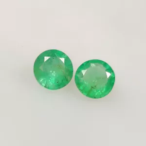 0,88 CT - Coppia di smeraldi naturali dello Zambia verde buono taglio tondo - 7325 - Foto 1 di 2