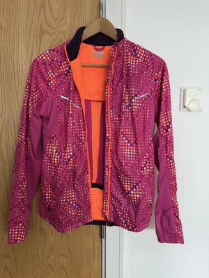 Gorgeous New Saucony Runshield Women’s Running Jacket Size S Small Pink Orange - Image 1 of 4