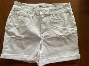 New So White Distressed High Rise Curvy Midi Short 4" Inseam Short Size 3,9 - Picture 1 of 4