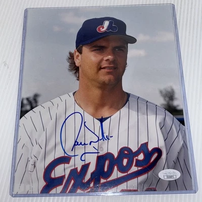 Larry Walker VINTAGE SIGNED MONTREAL  EXPOS 8 X 10 Photo HOF 2020 - JSA COA C - Image 1 of 4